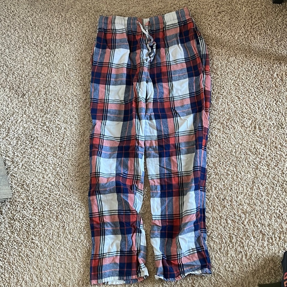 White/Red/Blue plaid pajama pants, Old navy, good condition, Size small